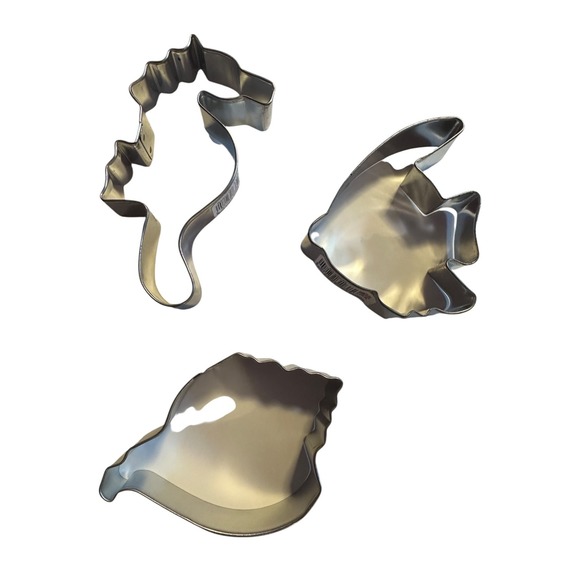 Ann Clark R&M Sea Life Cookie Cutters Seahorse Fish Conch Set of 3 - Picture 1 of 7